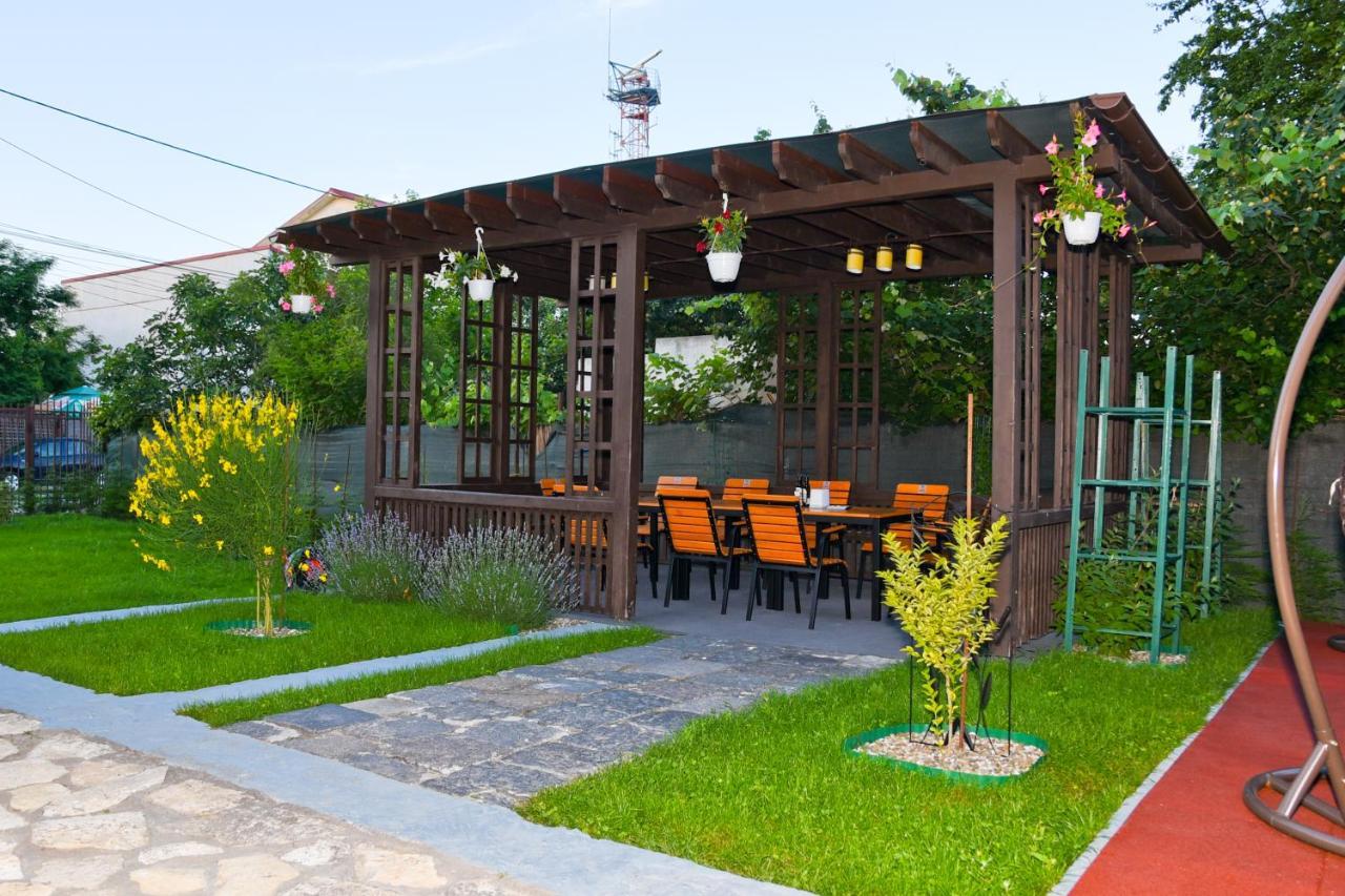 סולינה Delta Est Hotel & Restaurant מראה חיצוני תמונה
