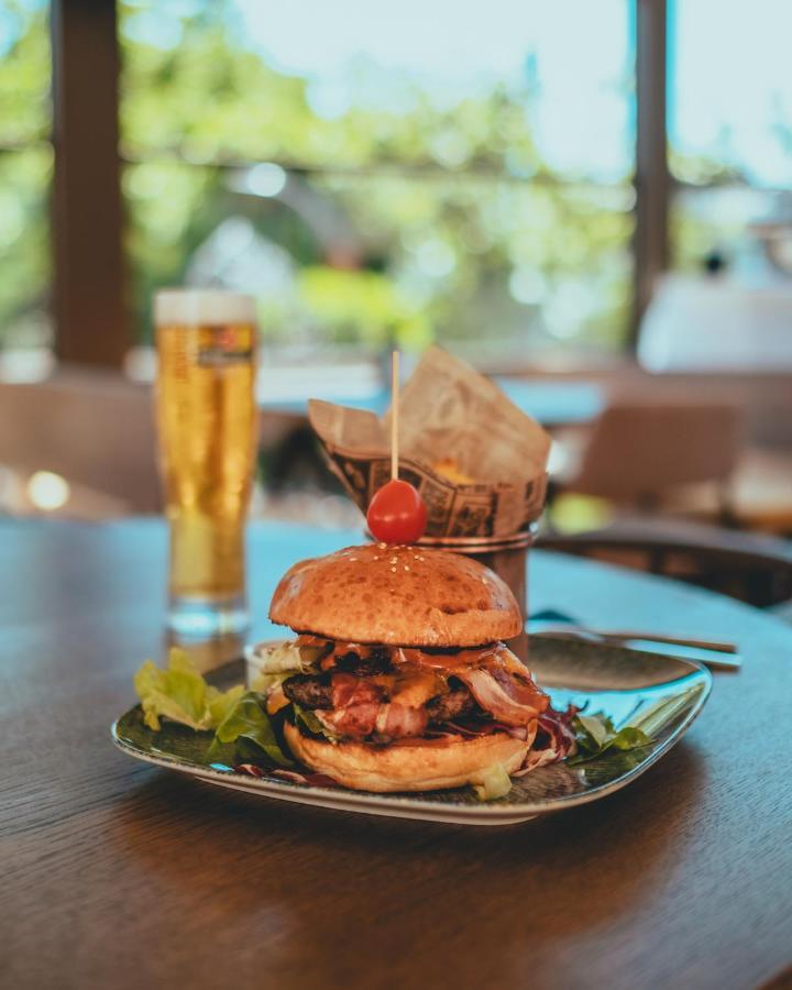 סולינה Delta Est Hotel & Restaurant מראה חיצוני תמונה